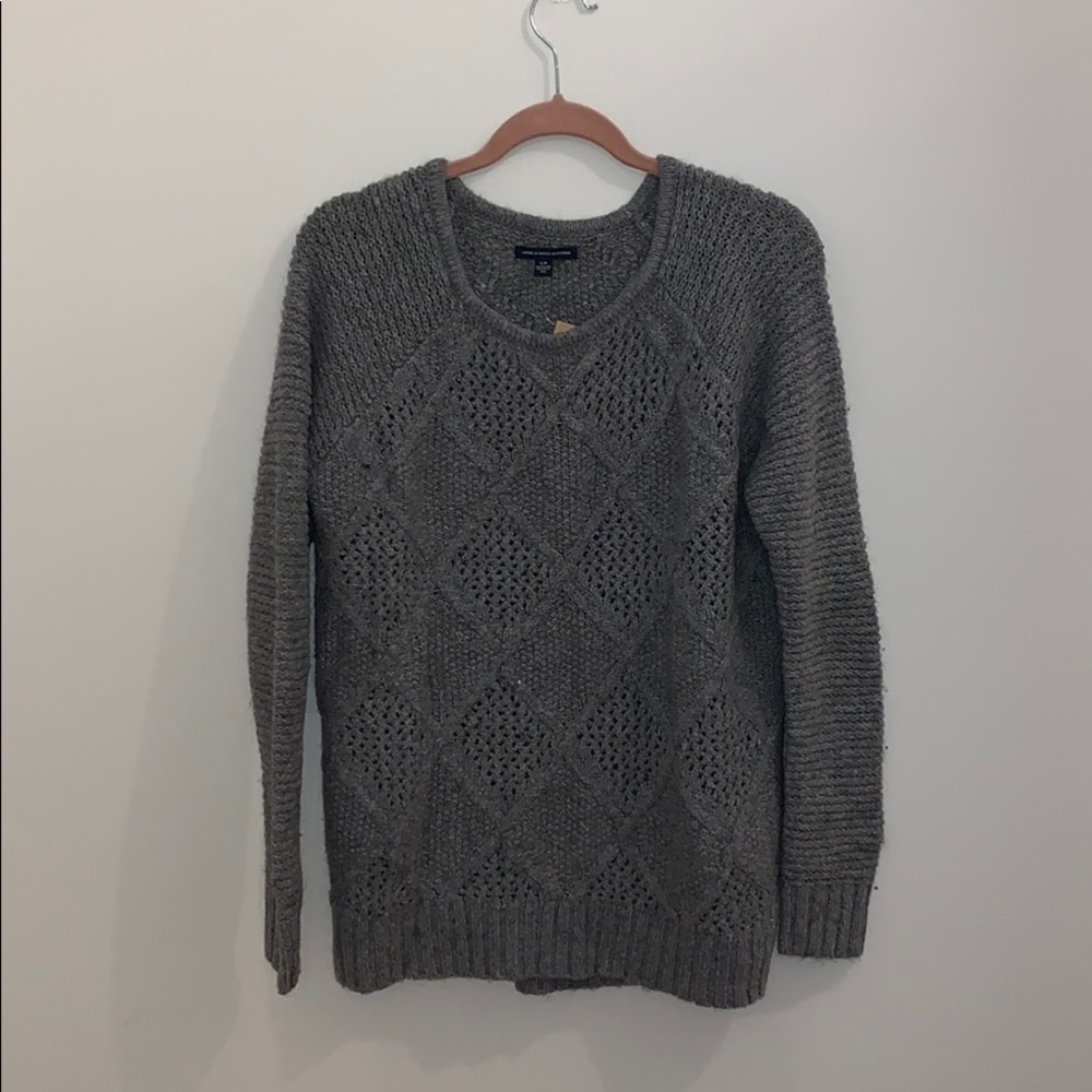 American Eagle Women’s gray cable sweater